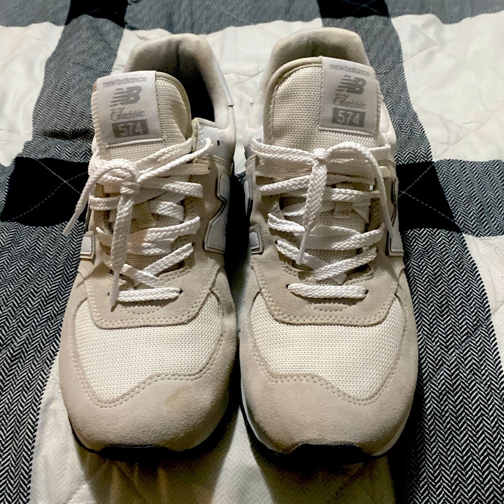 New balance shoes 574 all white